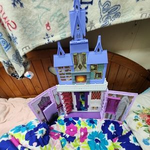 Disney Frozen Folding castle
